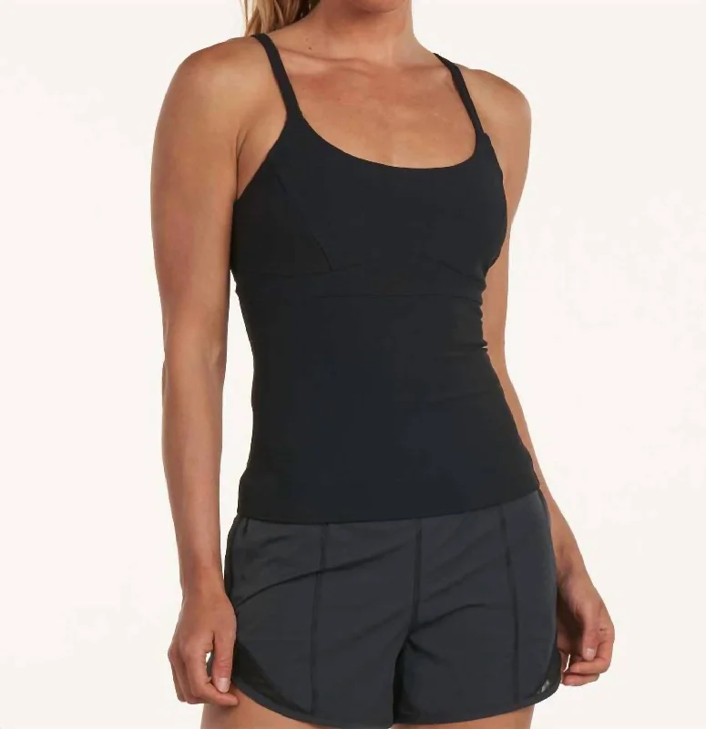 Refine Resistance Tank Top In BlackAthletic tee