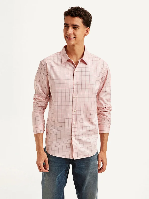 Embellished ShirtsMen's Checkered Slim Fit Shirt